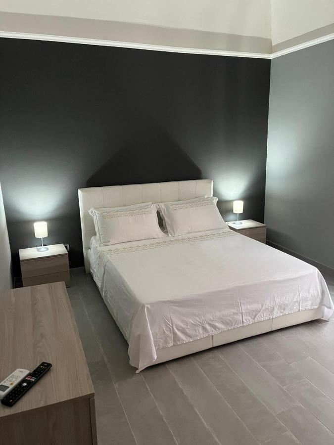 Delia Apartment Catania Exterior photo