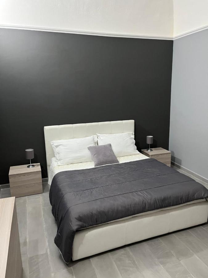 Delia Apartment Catania Exterior photo